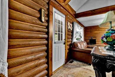 Welcome to this charming 3-bedroom, 2-bath cottage-style home - photo 36