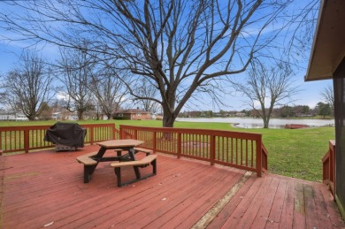 Water Front on the Main Lake! - photo 20