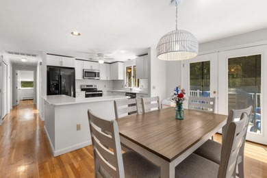 Welcome to 7 Openfield Road! This beautifully updated South - photo 19