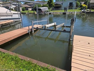 Sylvan Lake Canal front 3 bedroom is ready for a new owner - photo 7