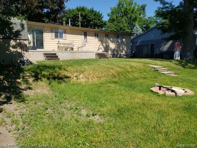 Sylvan Lake Canal front 3 bedroom is ready for a new owner - photo 10