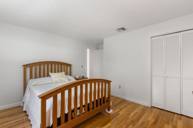 Welcome to 7 Openfield Road! This beautifully updated South - photo 33