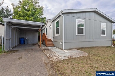 (private lake, pond, coastal) Home For Sale in Salem Oregon