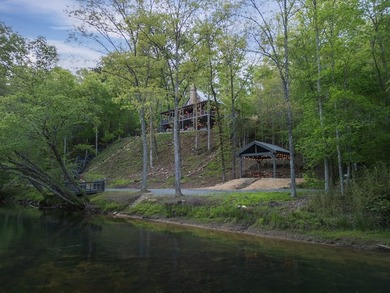 WATERFRONT DREAM! Recent Price Refreshment! Perched along the - photo 4