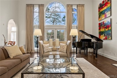 Extraordinary private estate located on nearly 2 acres of - photo 16