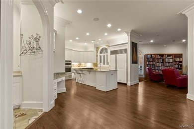 Extraordinary private estate located on nearly 2 acres of - photo 27