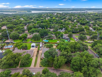 Welcome to this spacious 4-bedroom, 3-bath home in the heart of - photo 31
