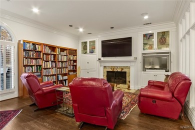 Extraordinary private estate located on nearly 2 acres of - photo 34