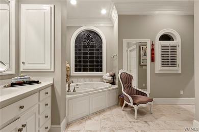 Extraordinary private estate located on nearly 2 acres of - photo 42