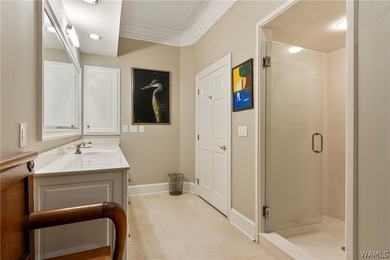 Extraordinary private estate located on nearly 2 acres of - photo 45