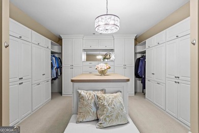 Exceptional Executive Golf Course Estate in Prestigious Windward - photo 12