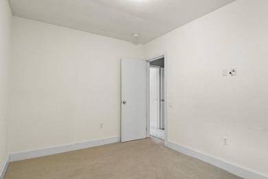 Renovated bungalow that could grace the cover of Dwell - photo 18