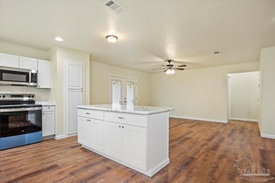 Welcome Home to 715 Edwards Street, Pensacola, FL 32507 Looking - photo 21
