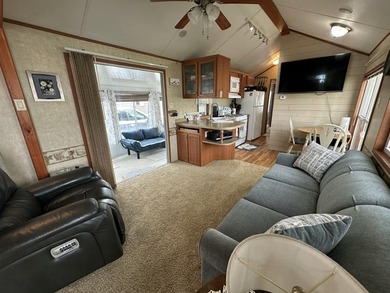 Have you been dreaming of a seasonal park model on a corner lot - photo 23
