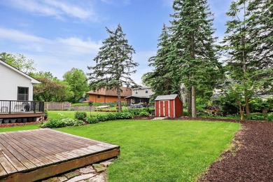 Renovated bungalow that could grace the cover of Dwell - photo 27