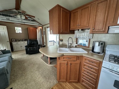 Have you been dreaming of a seasonal park model on a corner lot - photo 28