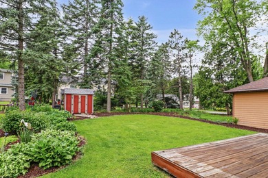 Renovated bungalow that could grace the cover of Dwell - photo 28