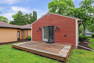 Renovated bungalow that could grace the cover of Dwell - photo 30