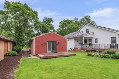 Renovated bungalow that could grace the cover of Dwell - photo 32