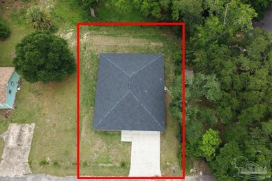 Welcome Home to 715 Edwards Street, Pensacola, FL 32507 Looking - photo 33