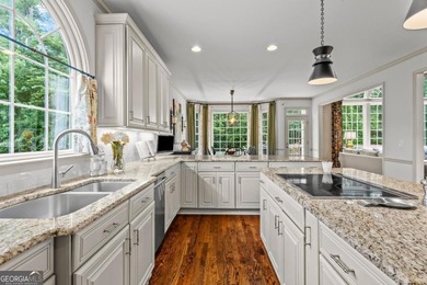 Exceptional Executive Golf Course Estate in Prestigious Windward - photo 35