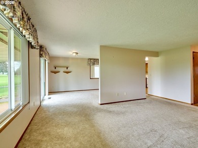 Located in the sought-after Woodburn Senior Estates, this home - photo 6
