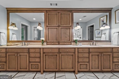 Exceptional Executive Golf Course Estate in Prestigious Windward - photo 50