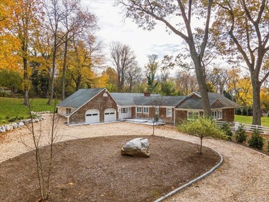 (private lake, pond, coastal) Home Sale Pending in Northport New York