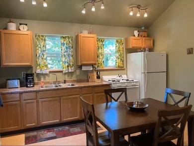 with 6 off-grid cabins, kitchen pavilion, & sauna. Redbud - photo 5