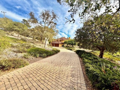 $900,000 Reduced! $582/ft By far the lowest priced home in - photo 4
