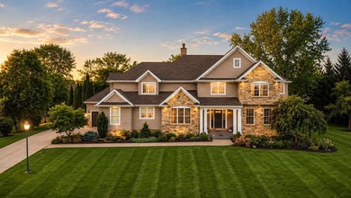 Perfectly positioned along the fairway in the gated Sand Creek - photo 1