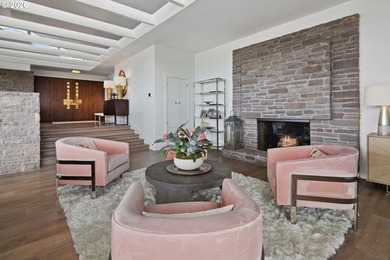 A one-of-one Architectural Offering with Panoramic Mountain & - photo 11