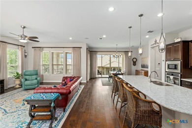Thoughtfully designed home offering a functional layout, bright - photo 11