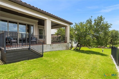 Thoughtfully designed home offering a functional layout, bright - photo 27