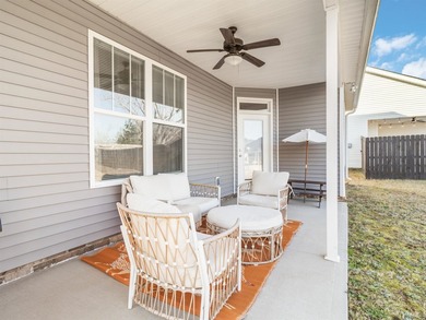 Welcome home to this beautiful 3-bedroom, 2.5-bath home - photo 27