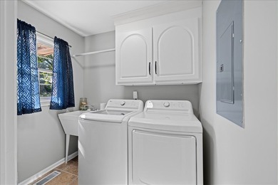 Welcome to 101 Brittany Park, a beautifully updated 4-bedroom, 3 - photo 43