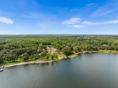 Lake Home For Sale in Melrose, Florida