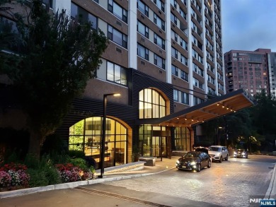 Lake Other For Sale in Cliffside Park, New Jersey