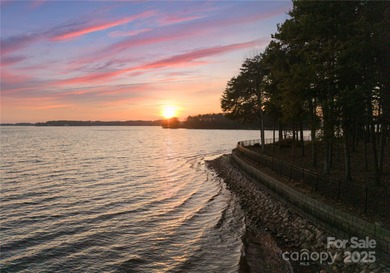 Lake Norman Lot For Sale in Cornelius North Carolina
