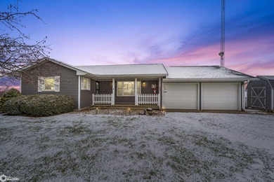 Rathbun Lake Home For Sale in Centerville Iowa