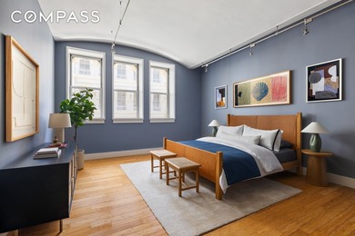 Featuring 23 windows and 12-foot barrel vaulted ceilings - photo 11