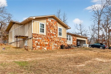 Diamond Lake Home For Sale in Horseshoe Bend Arkansas