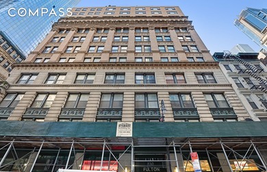 Featuring 23 windows and 12-foot barrel vaulted ceilings - photo 21