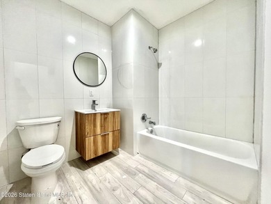 Discover modern luxury in this brand-new 2-bedroom, 2-bathroom - photo 25