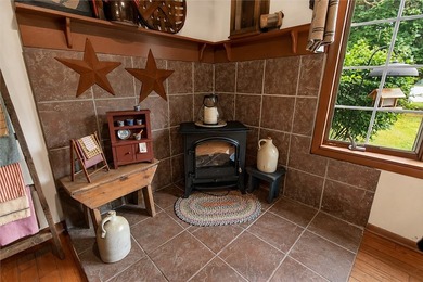 Country Roads Take Me Home! Welcome home to this charming 1,170 - photo 34