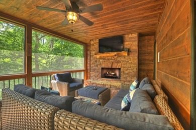 Nestled in the heart of the Blue Ridge Mountains, this adorable - photo 6