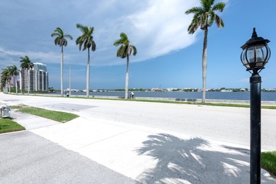 This gem is located close to popular downtown Clematis St - photo 6