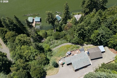 Drive-to Tenmile Lake waterfront retreat with rare boathouse and - photo 4