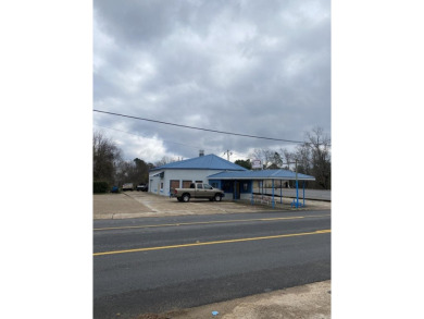 * Seller is very motivated!! Make an offer!!  The key to good