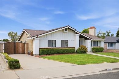 This beautiful Single-Level, 3-bedroom, 2.5-bath home is located - photo 4